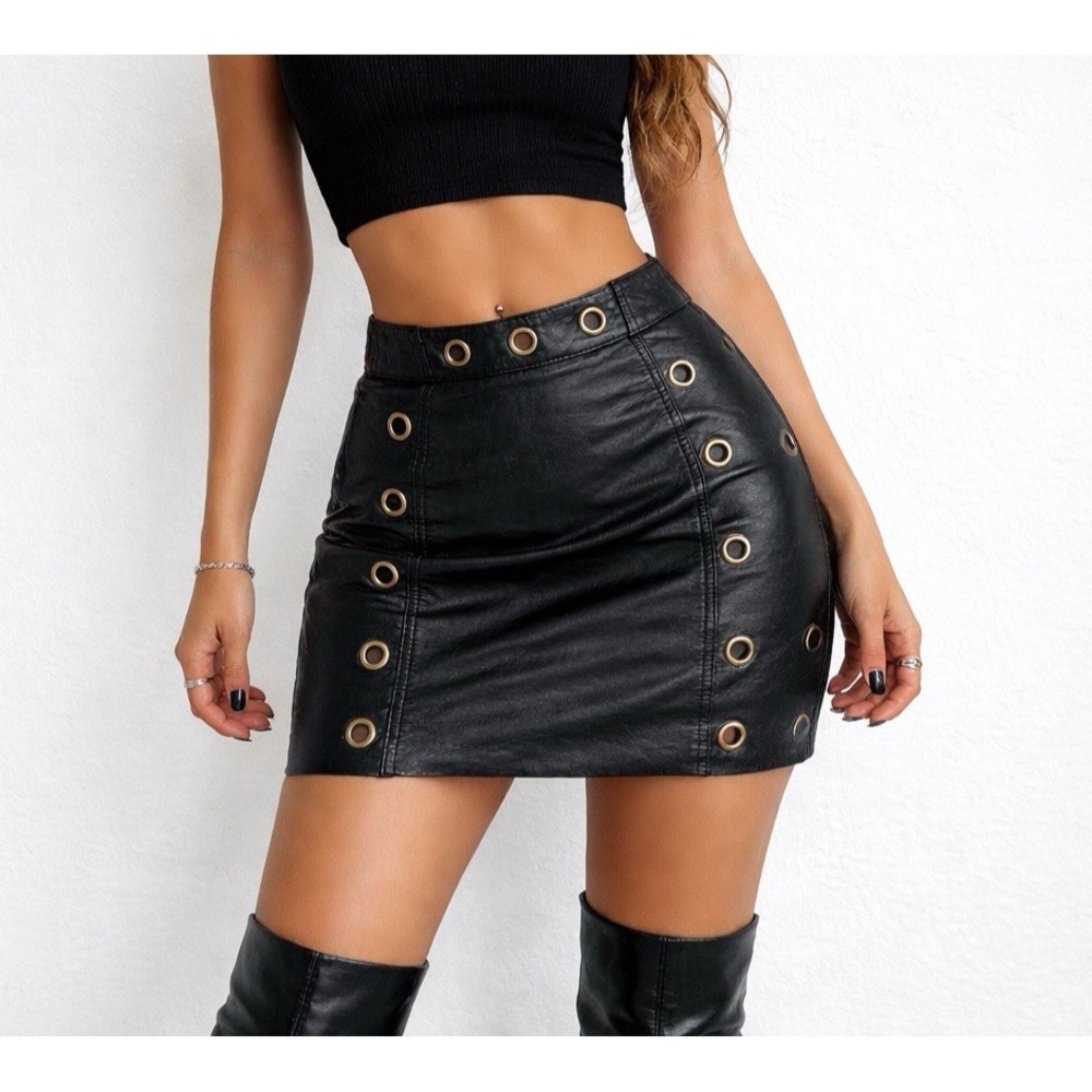 VTG Pia Rucci Y2k Leather Mini Skirt XS Rock Clubwear‎ Moto Rave Black Studded